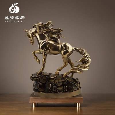 創(chuàng)新鑄銅樹脂工藝品辦公室擺件發(fā)財馬禮品